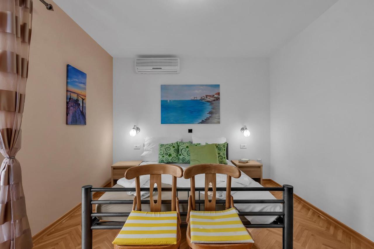 Guest House Lazeta Duće Εξωτερικό φωτογραφία