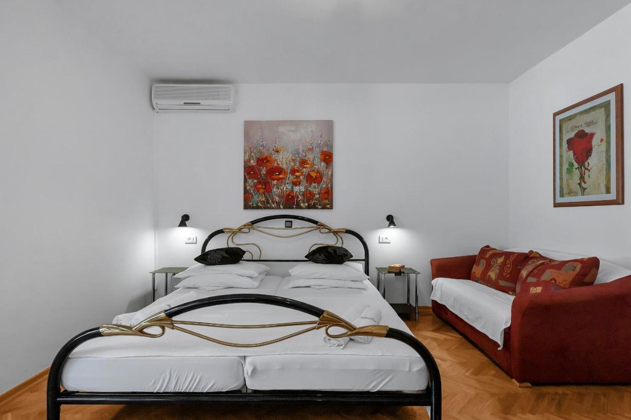 Guest House Lazeta Duće Εξωτερικό φωτογραφία